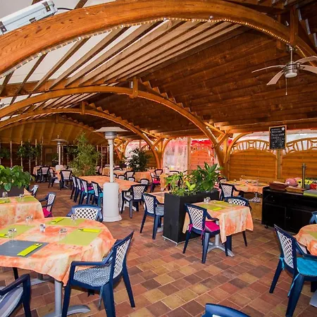 מלון Au Soleil, Restaurant &