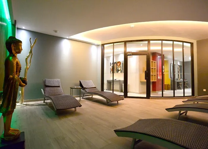 Au Soleil, Restaurant & Valff